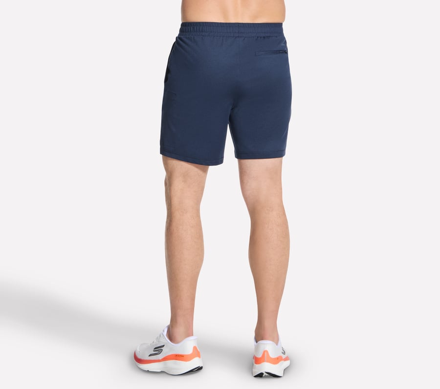 weekend 7 inch short